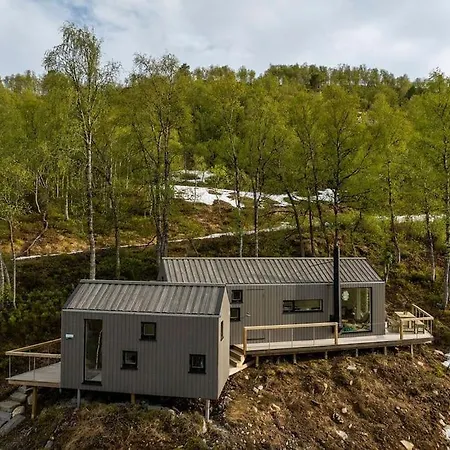 Tiny Mountain I * Stranda (More og Romsdal)